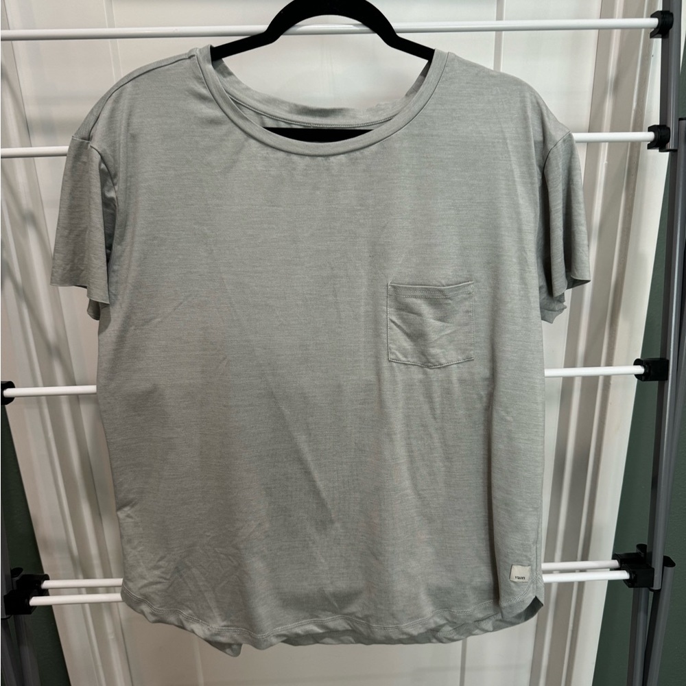 Blue gray vuori workout shirt